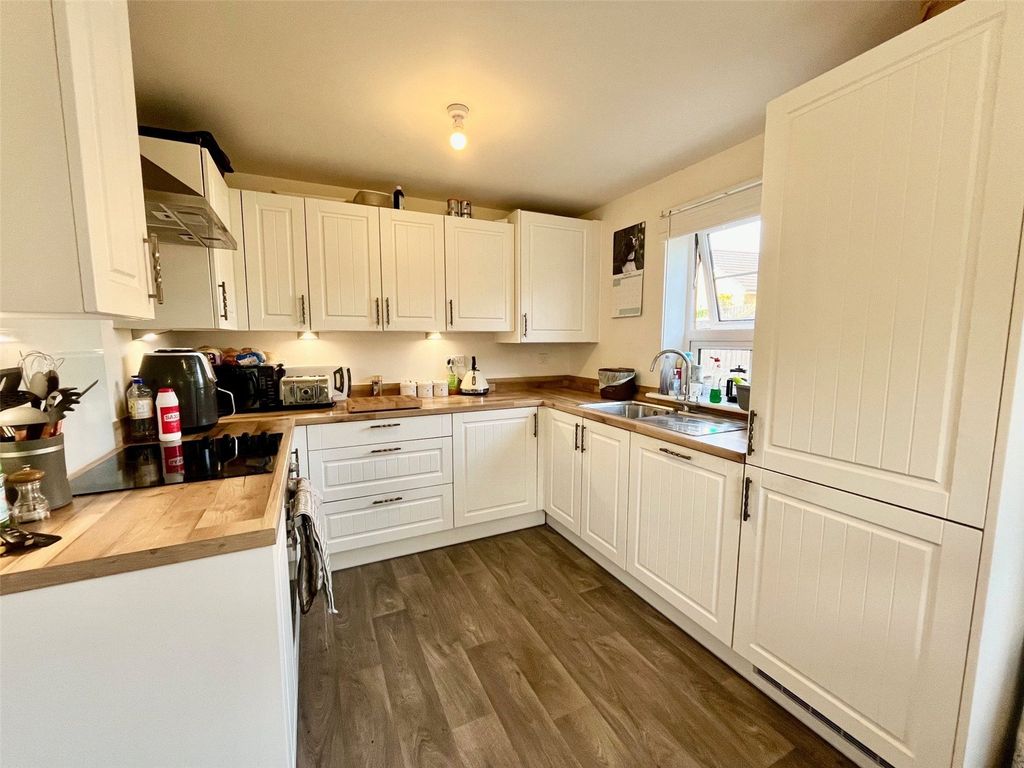 Property photo 3 of 13 Picture No. 05