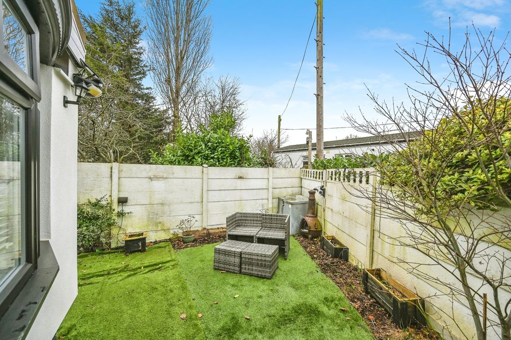 Property photo 3 of 12 Pbox-Img.Jpg