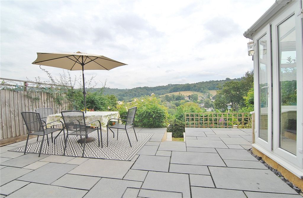 Property photo 2 of 15 Picture No. 05