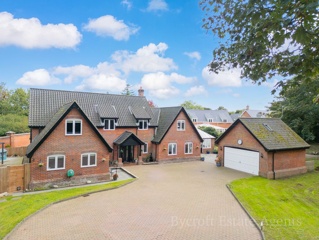 Property photo 1 of 37