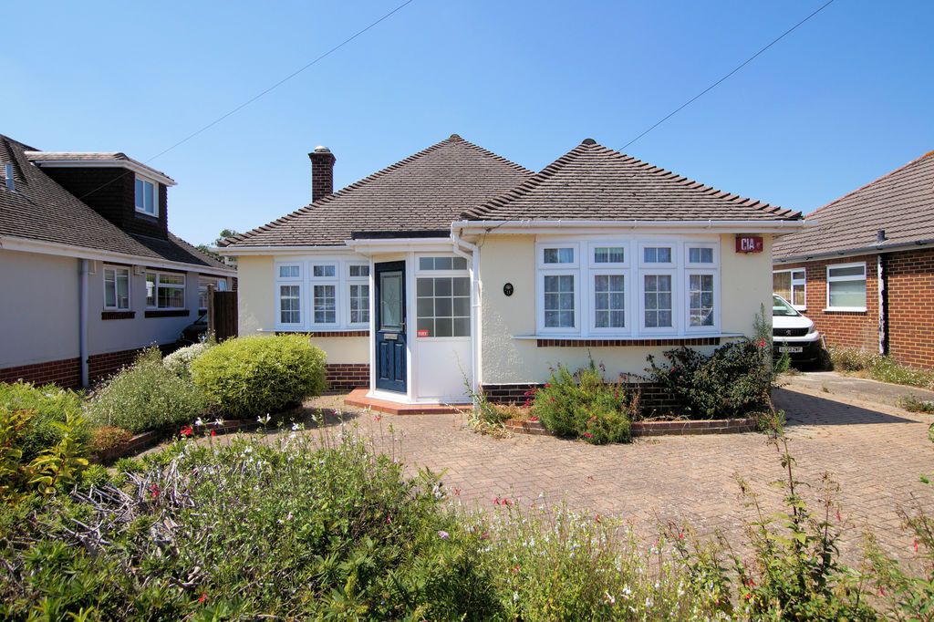 Property photo 1 of 19 Front