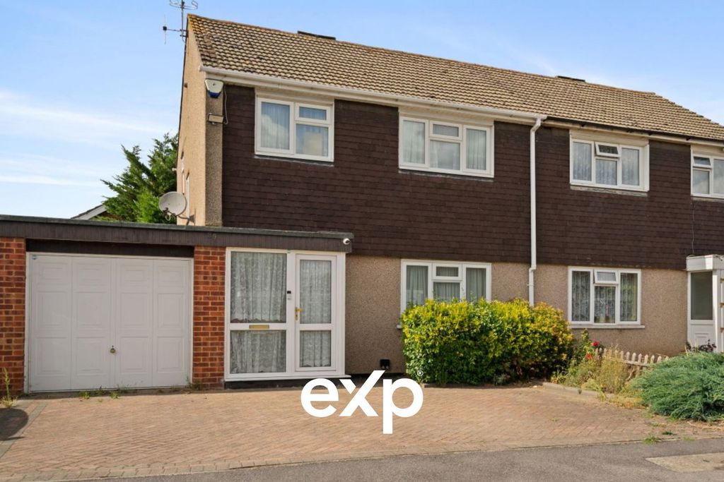 Property photo 3 of 18