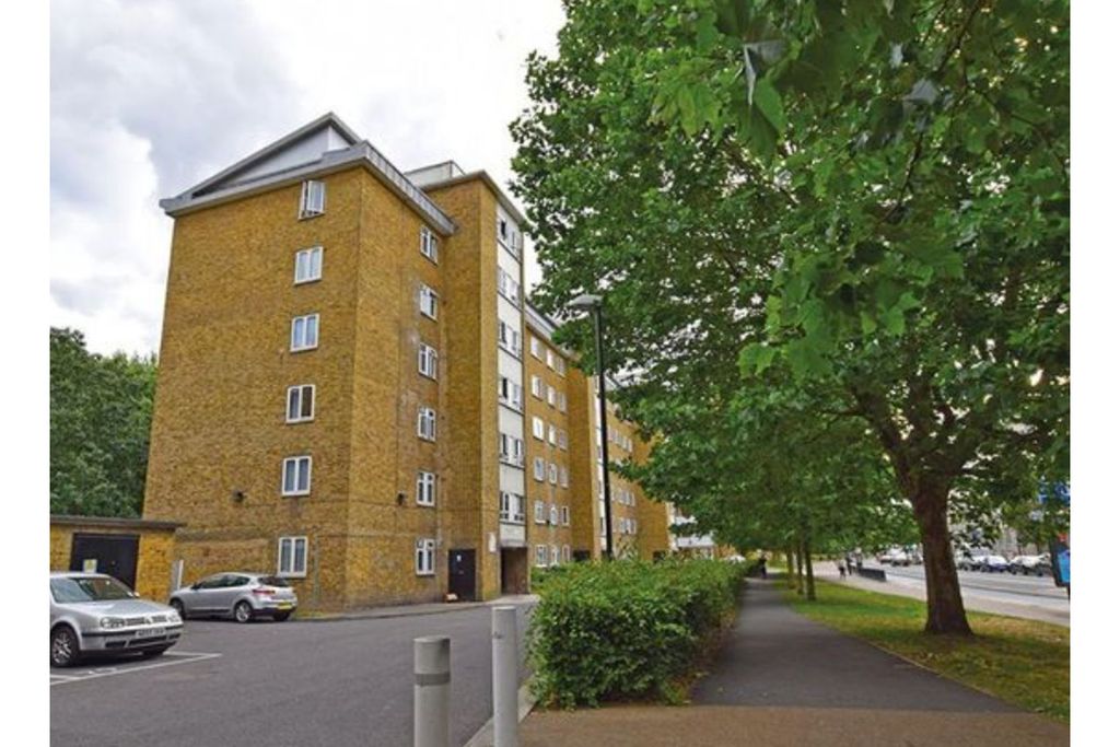 Property photo 1 of 3 Out-Building