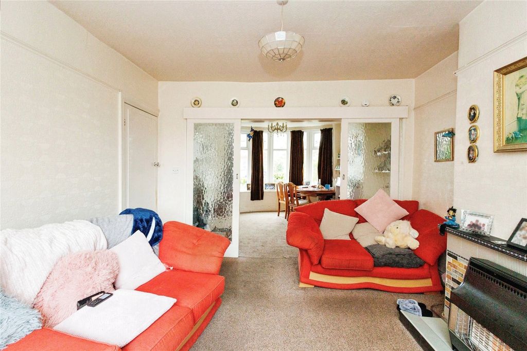 Property photo 3 of 15 Picture No. 13