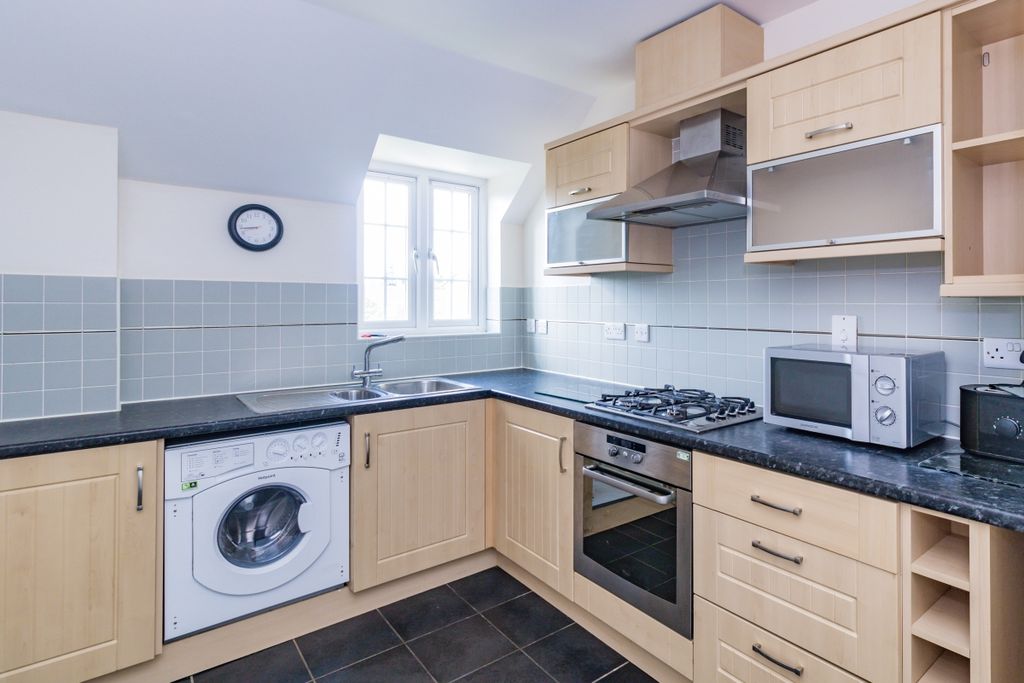 Property photo 2 of 9 67782