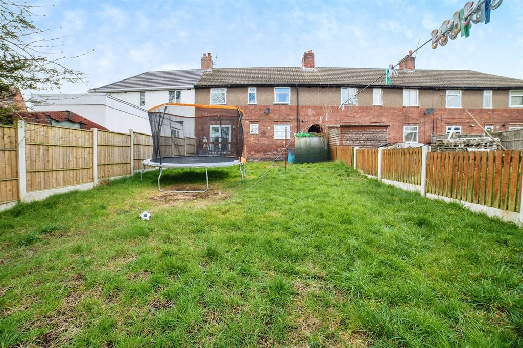 Property photo 3 of 24