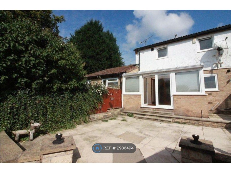 Property photo 2 of 13
