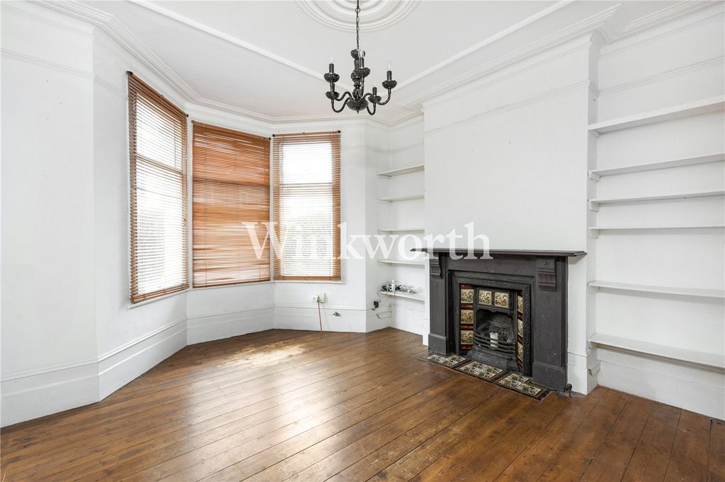Property photo 2 of 12 Picture No. 08
