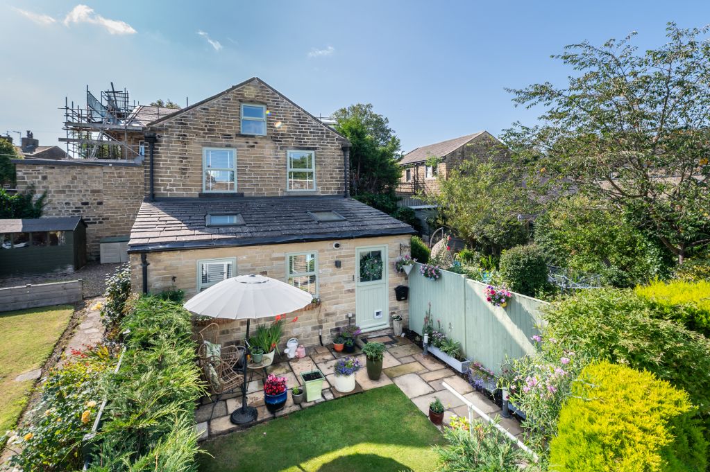 Property photo 1 of 31 Exterior