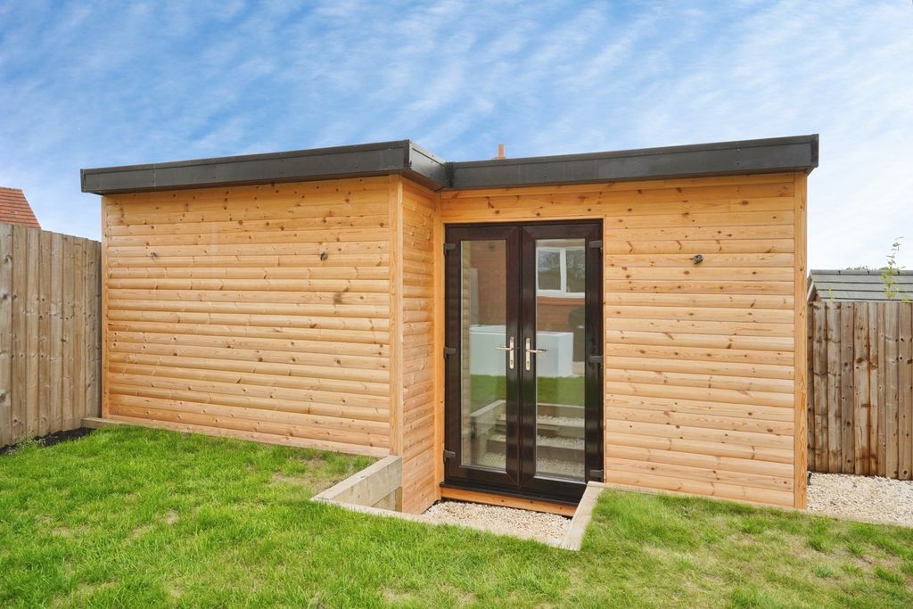 Property photo 2 of 18 Pbox-Img.Jpg