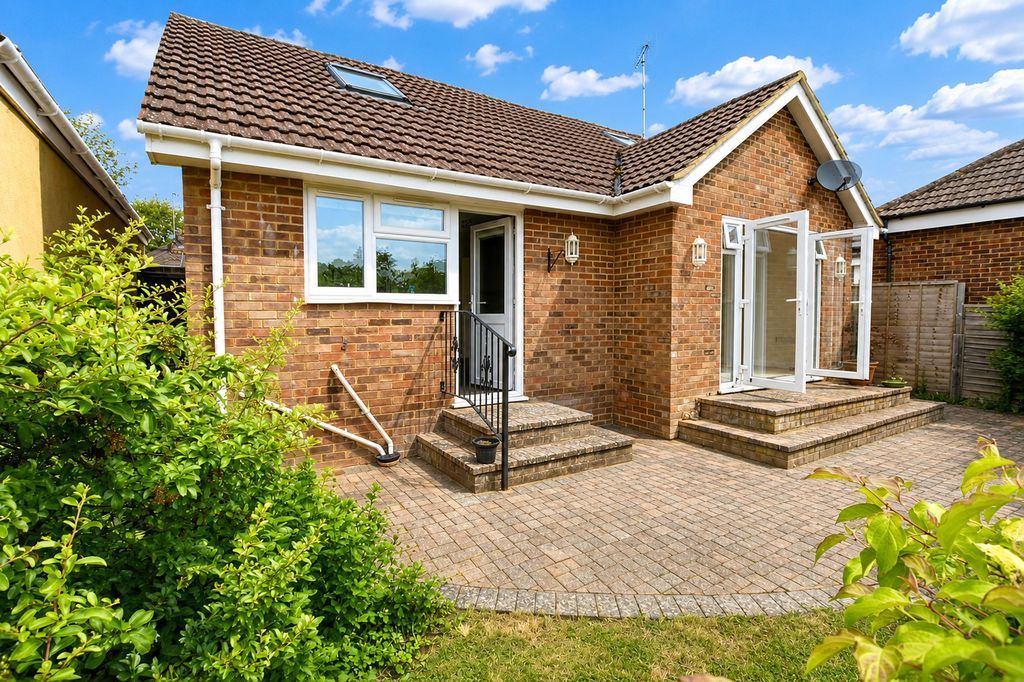 Property photo 2 of 16 Photo 10