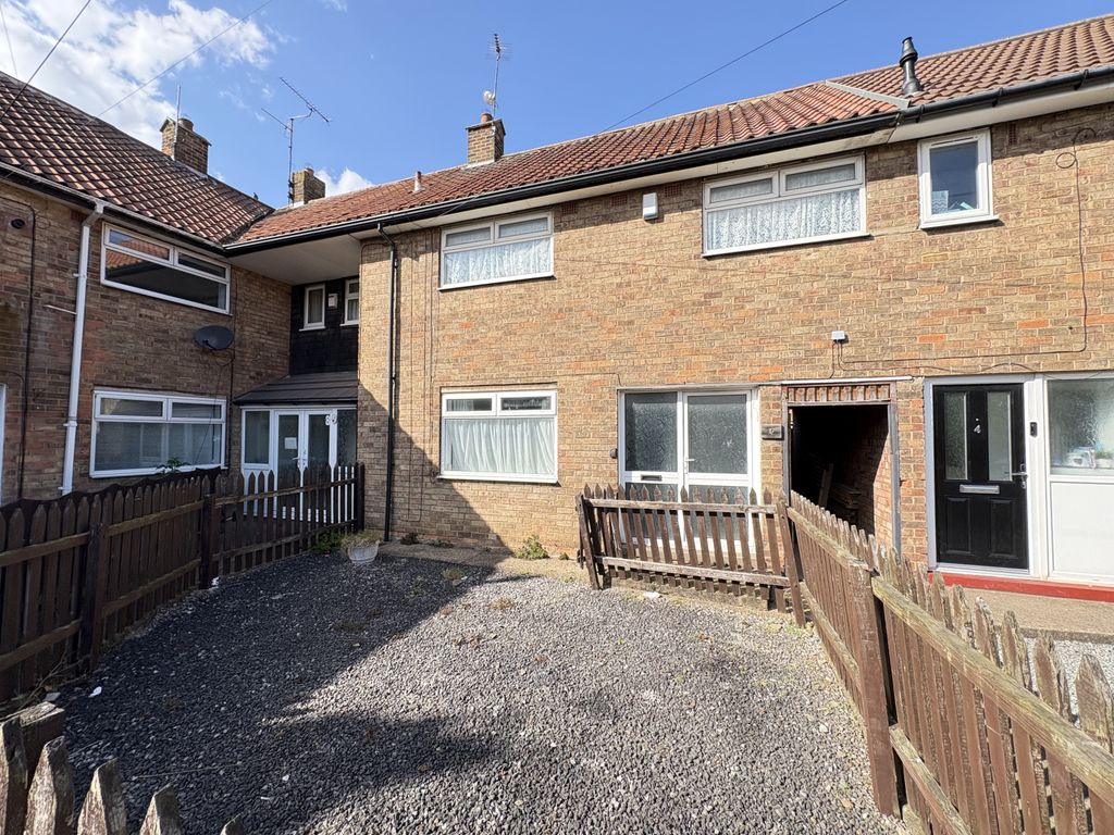 Property photo 1 of 6 3 Bed Terraced House To Rent Wexford Avenue, Hull Hu9