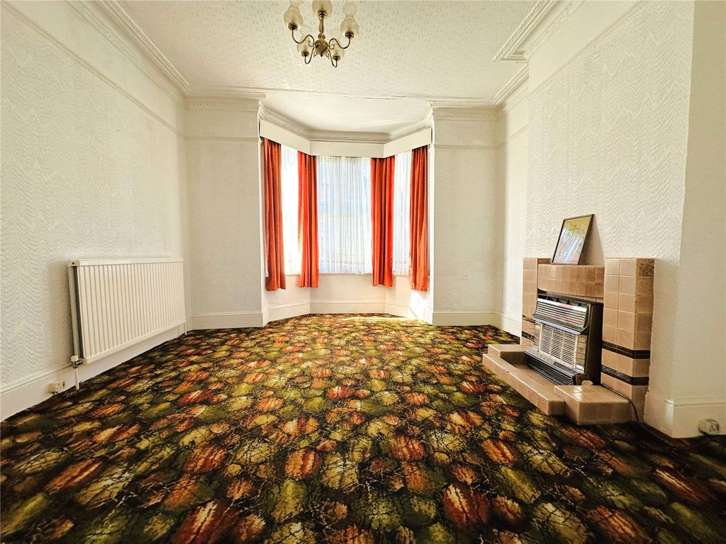 Property photo 2 of 15 Picture No. 37