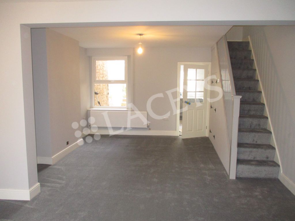 Property photo 3 of 12 Photo 3