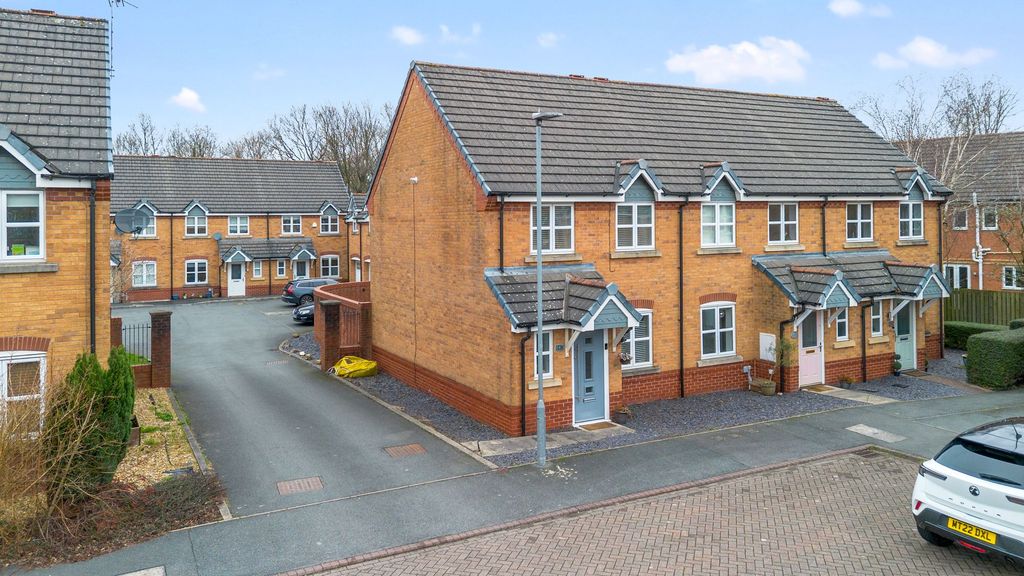 Property photo 1 of 22