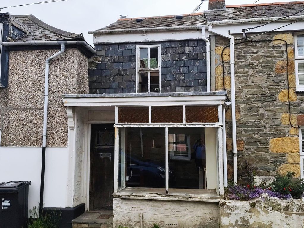 Property photo 1 of 11 External