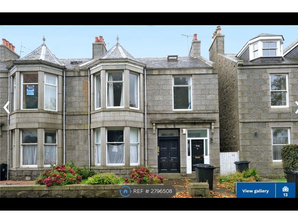 Property photo 1 of 10 Main Door Flat