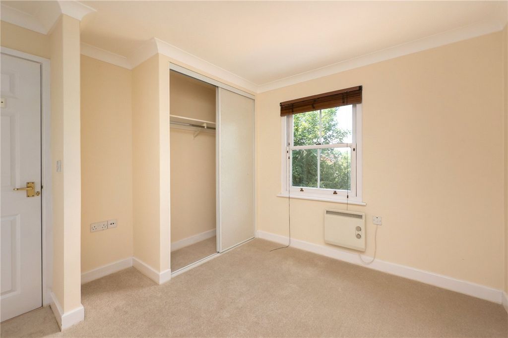 Property photo 2 of 11 Picture No. 05