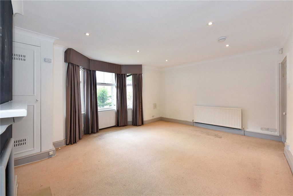 Property photo 2 of 11 Picture No. 09