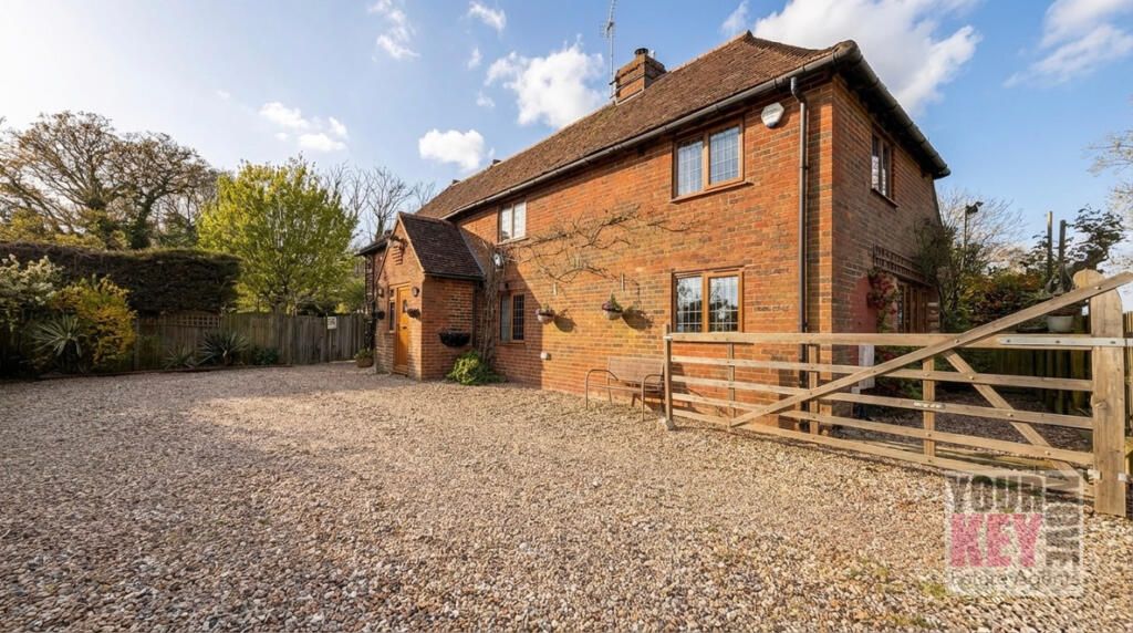 Property photo 2 of 44
