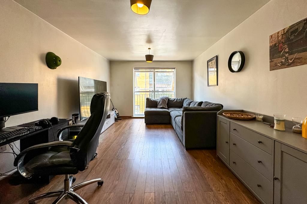 Property photo 2 of 11 Lounge/Diner
