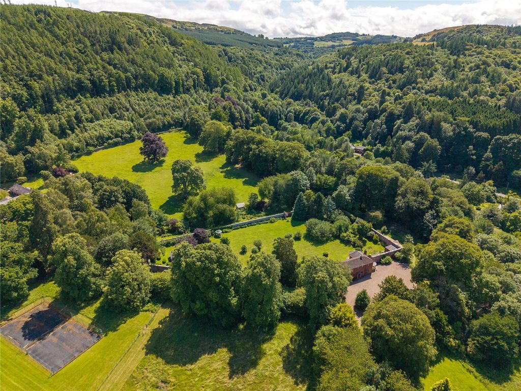 Property photo 3 of 30 Aerial