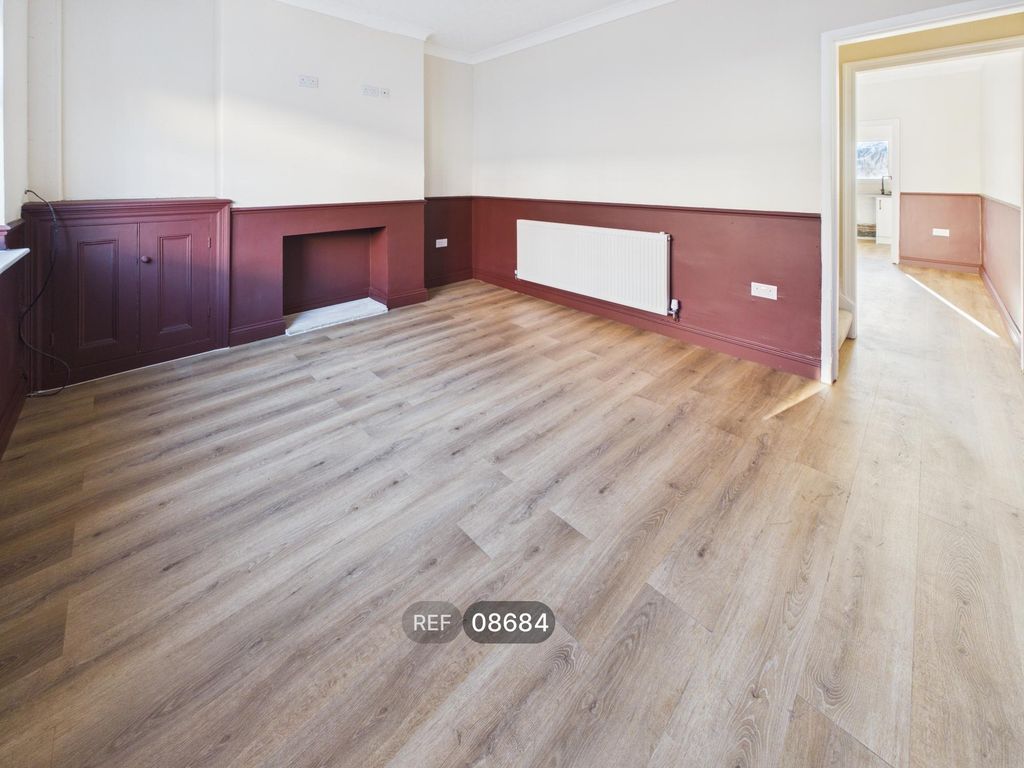Property photo 3 of 13 Living Room