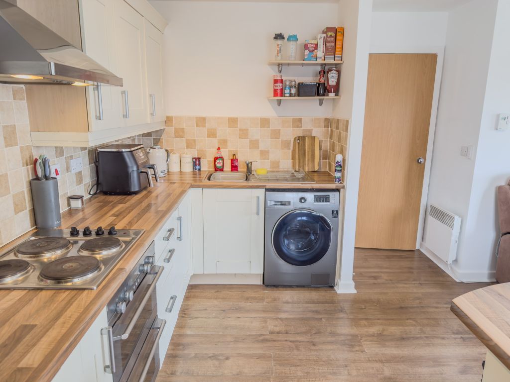 Property photo 2 of 13