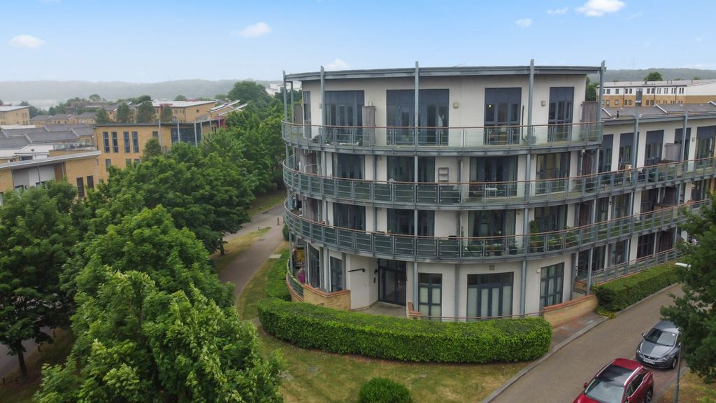 Property photo 1 of 20 4281440