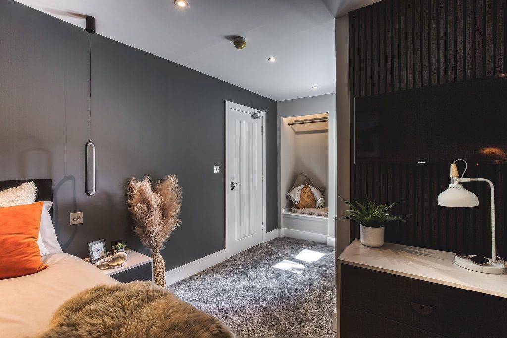 Property photo 3 of 7