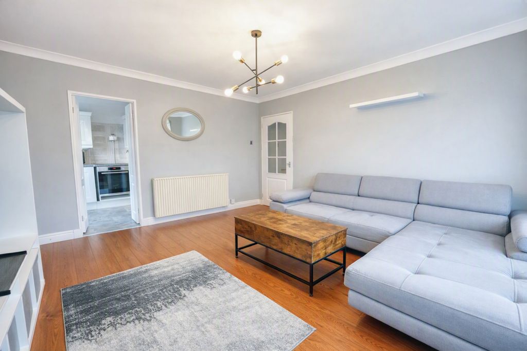 Property photo 3 of 15 Living Room