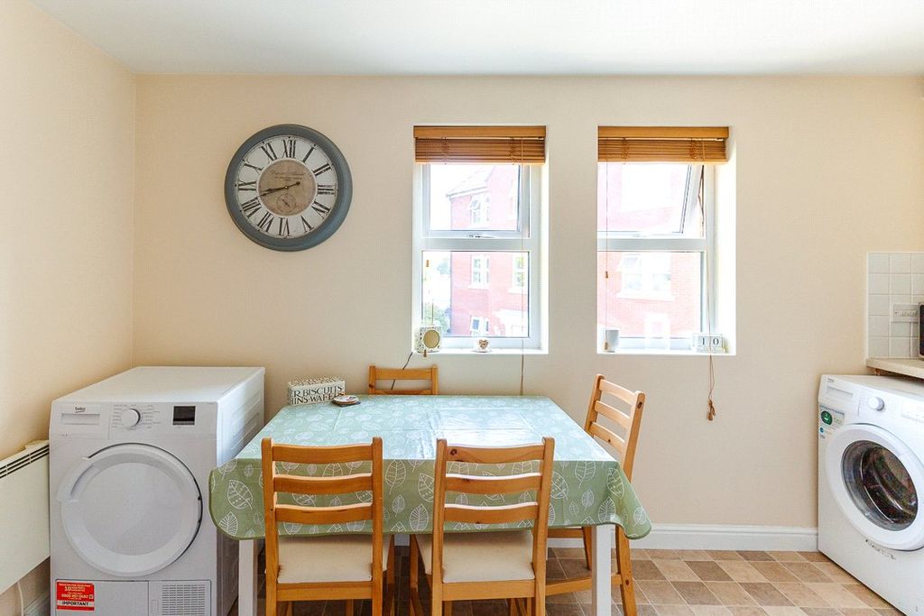 Property photo 3 of 12 Picture No. 06