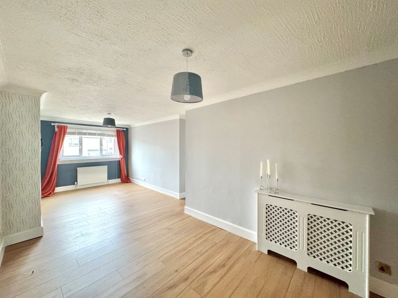 Property photo 2 of 16 Photo 10