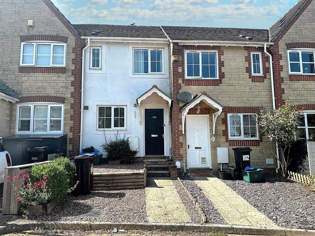 Property photo 1 of 11