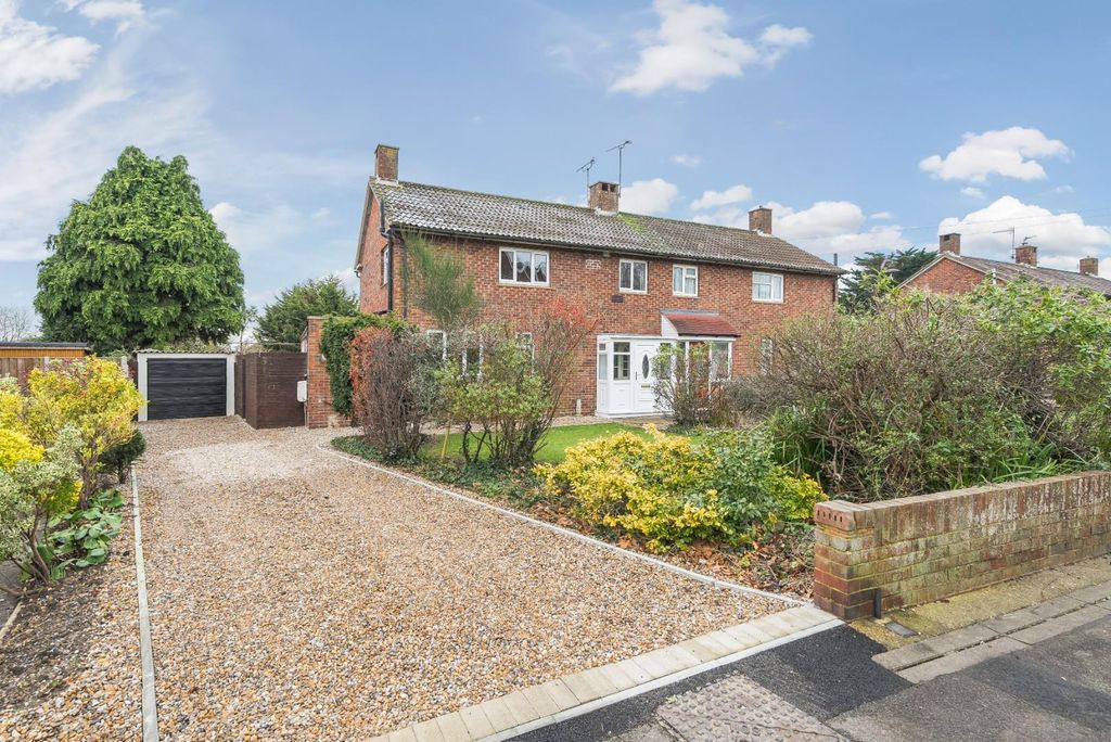 Property photo 2 of 23 1230385 (13) Cropped.Jpg