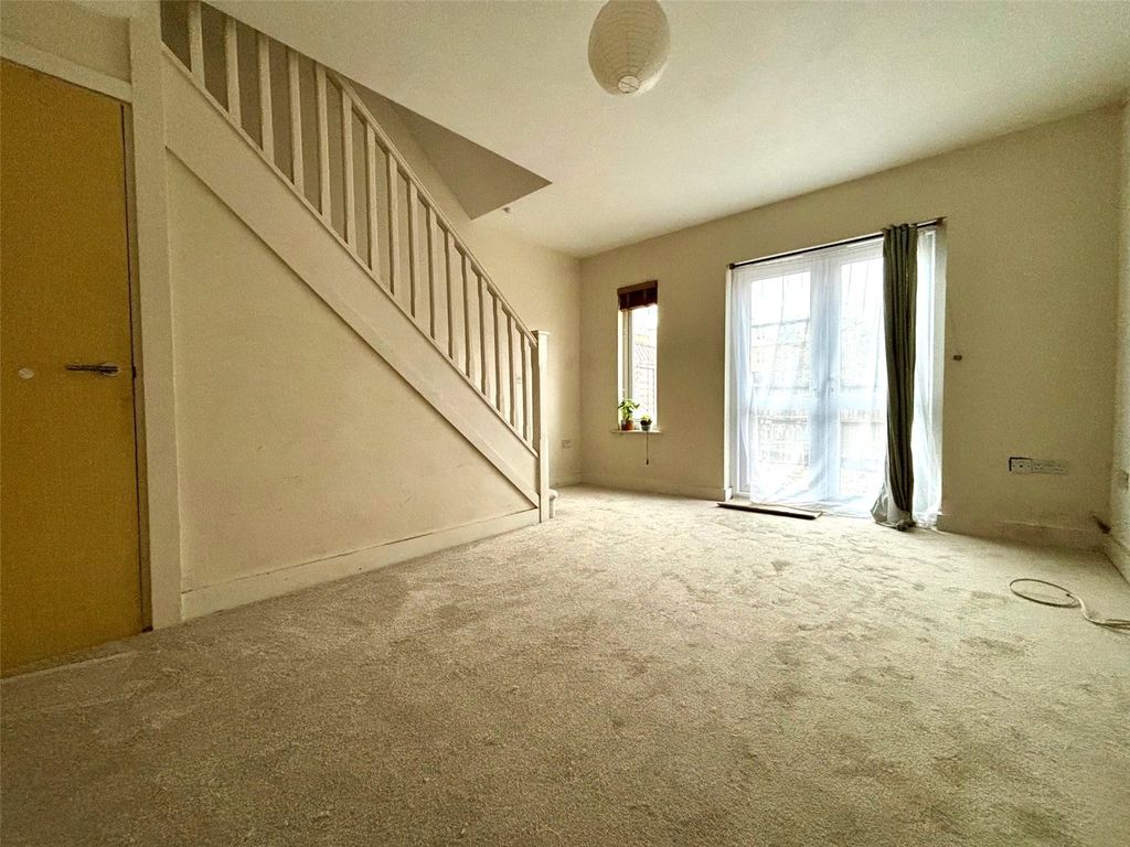 Property photo 3 of 15 Living Room