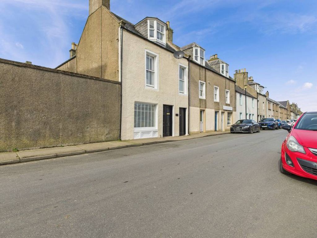 Property photo 1 of 35