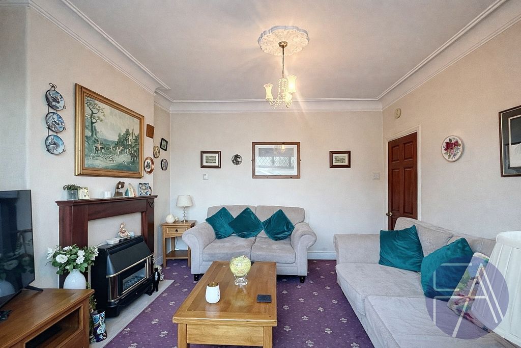 Property photo 3 of 22 4457963