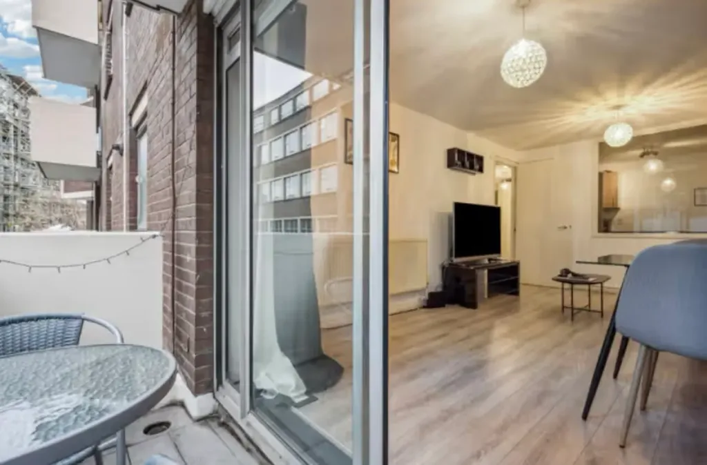 Property photo 3 of 12