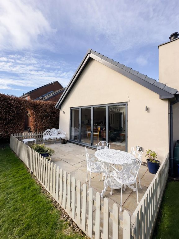 Property photo 1 of 27