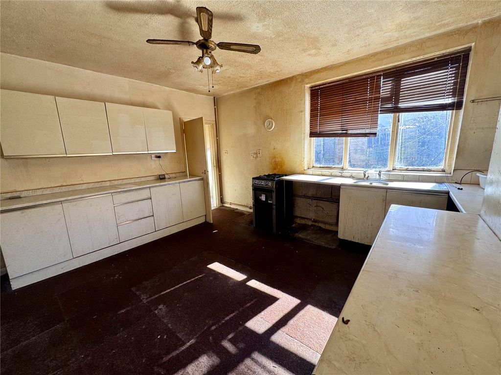 Property photo 3 of 7 Picture No. 04