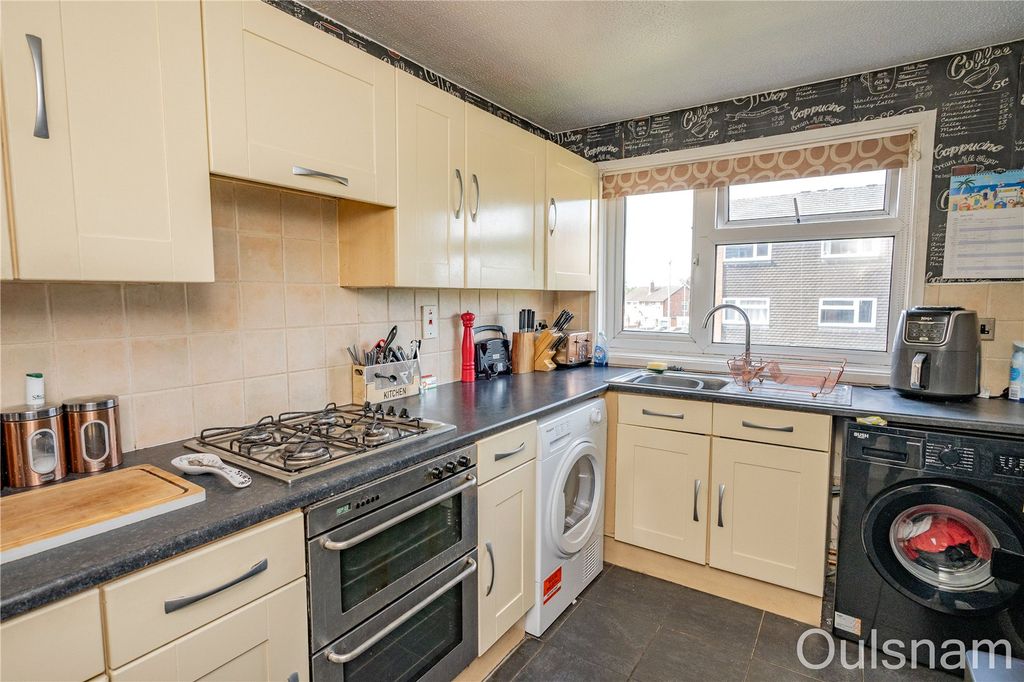Property photo 3 of 12 Picture No. 01