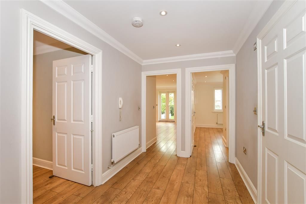 Property photo 3 of 13 Hallway