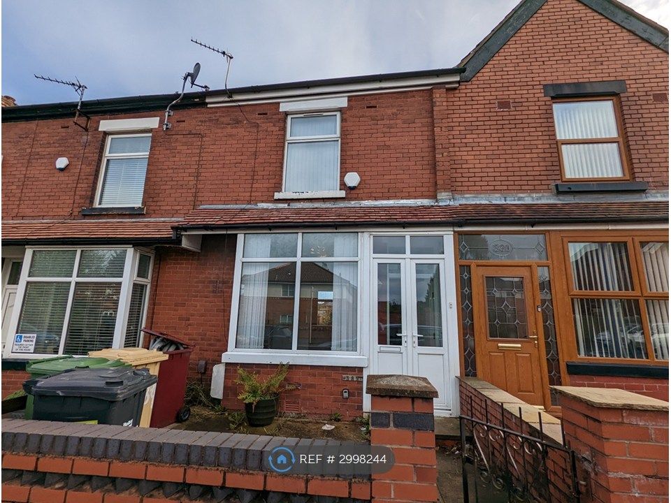 Property photo 1 of 11 Front