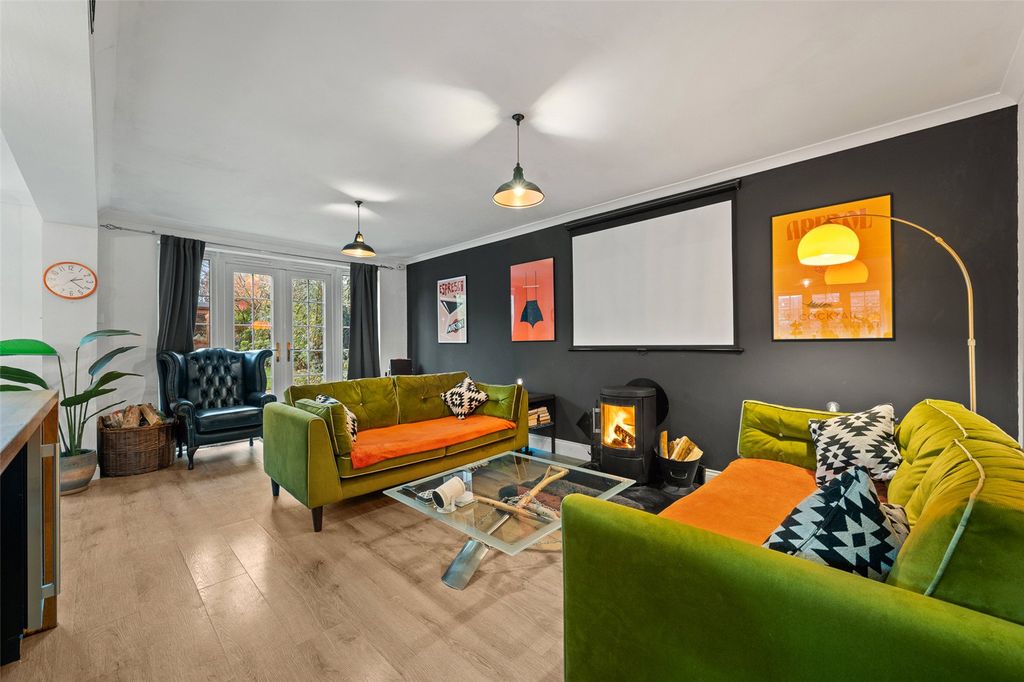 Property photo 2 of 15 Picture No. 04