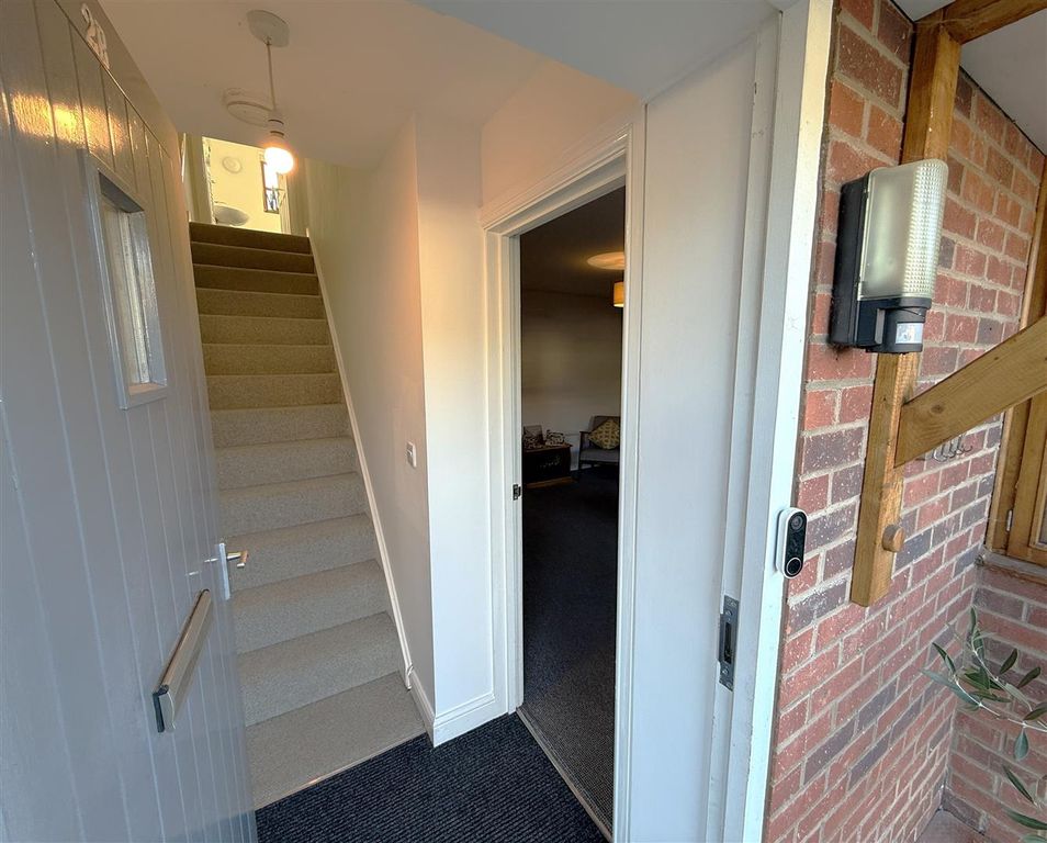 Property photo 3 of 24 Entrance.Jpg