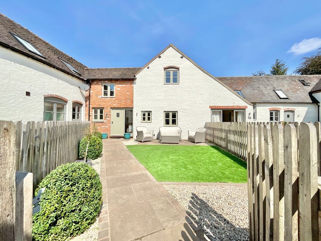 Property photo 1 of 43