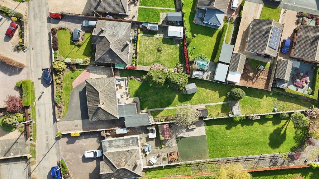 Property photo 2 of 22