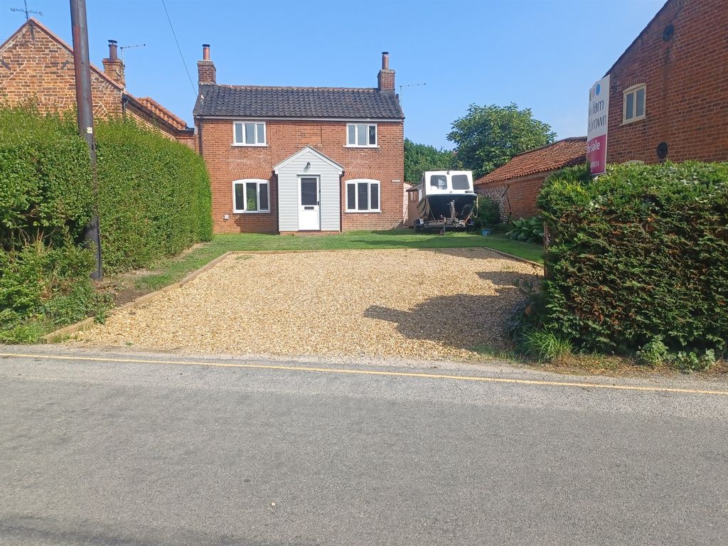 Property photo 1 of 18