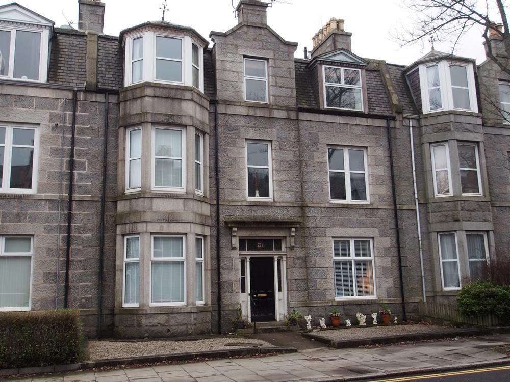 Property photo 1 of 8 Exterior